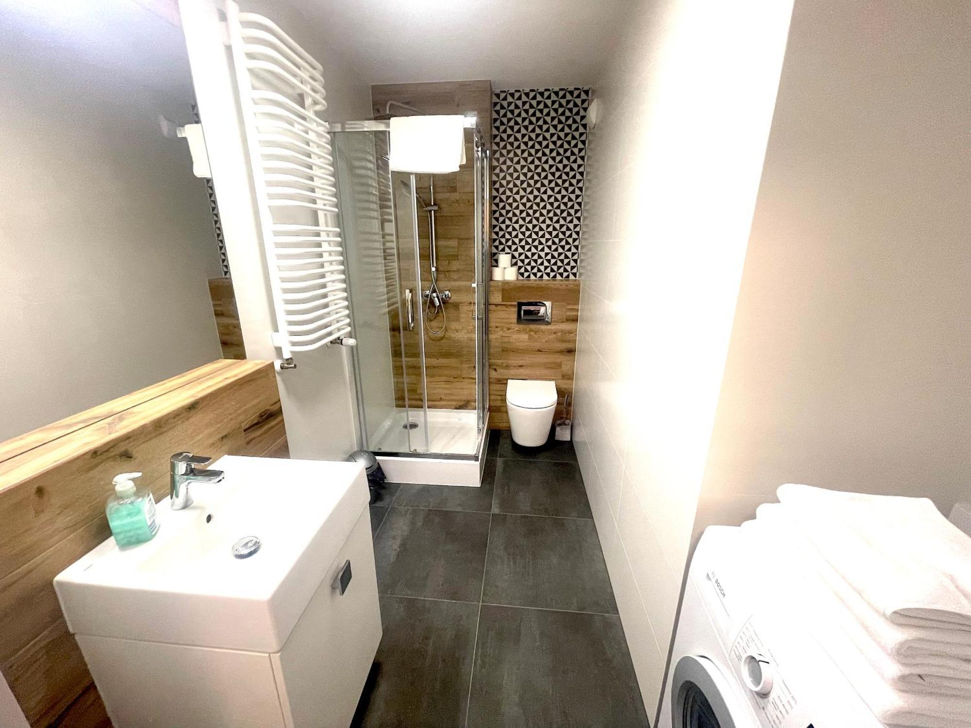 Apartment Premium Atal City Square-Free Parking Space In The Garage Wroclaw Dış mekan fotoğraf